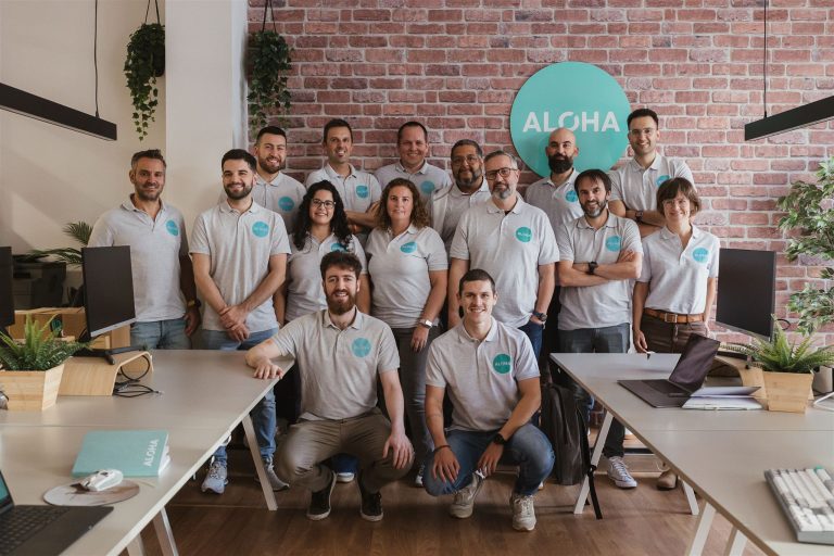 All the team members of Aloha Clouds united at the office enjoying of the anual metting