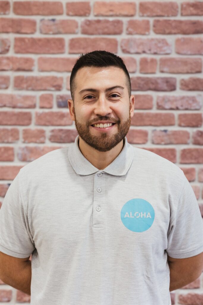 Portrait picture of Bryson Leon, employee of Aloha Clouds